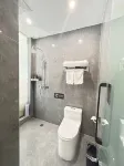 Ruilai Yuelv Hotel (Luoyang Railway Station Metro Station Branch)