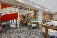 Madison Hotel at Business District of Yangzhou East High Speed Railway Station Hotels in Yangzhou