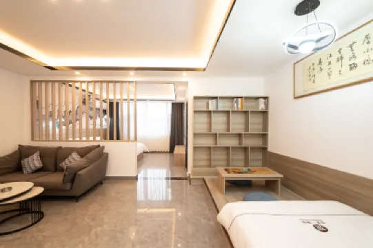 大邑隱寓·雅院民宿（安仁古鎮店） 鄰近建川博物館聚落的酒店