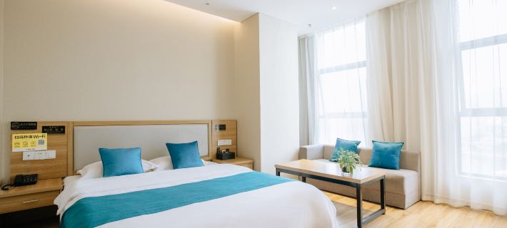 Ruoshui Autumn View Hotel (Wanda Plaza, Weinan Normal University) Duyun otelleri