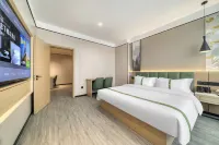GreenTree Inn Express Hotel (Jiashan High-speed Railway Station)