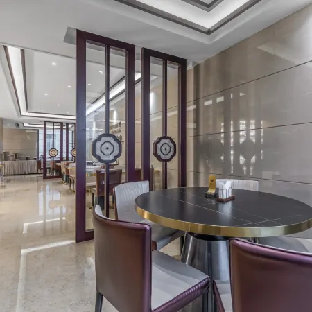 SUPERIOR HOTEL
