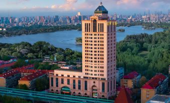 Jinan Jihua Mansion (Daming Lake Quancheng Square Shop)