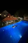 Pavilla Labuan Bajo - مسبح