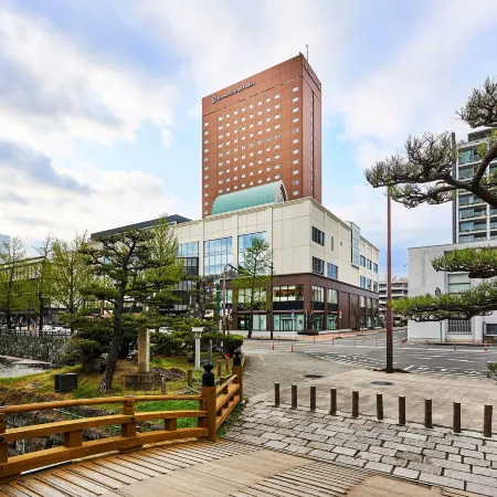 Daiwa Roynet Hotel Wakayama Отели рядом с достопримечательностью «Станция Wakayama»