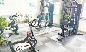 Chaoman Qingya Hotel (Xinyang High-Speed Railway Station)