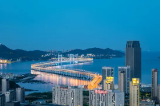 Da Lian Rui Shi Hotel