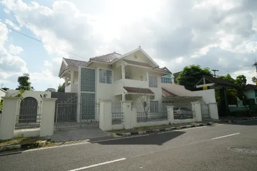 Villa Sukun Hotels in Pakualaman