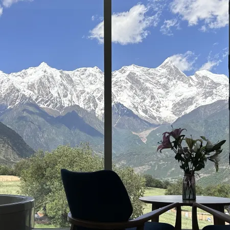 Taohua Yun Hotel