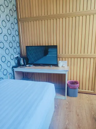 Jinsheng Hotel Отели в г. Тахэ