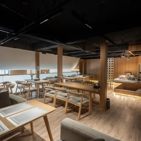 Ya'an Yuanjing Youchao Residence Hotel (Xikang Commercial Plaza Branch)