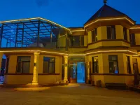 Jiayin Fengxiang Hotel Отели рядом с достопримечательностью «Национальный геологический парк динозавра Цзянь»