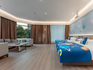 Yichang Xiazhou Yiling Hotel (Jiefang Road Pedestrian Street, Yanjiang Avenue)