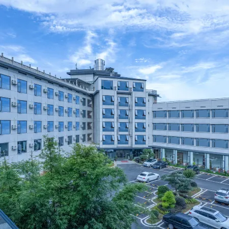Days Hotel by Wyndham Hengyang Nanyue