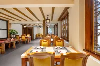 Oriental Garden Inn (Lijiang Old Town Watermill)