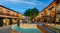 Zhao Residence | Pillow Mountain Qigu HolidayVilla· Garden Resort Lijiang Gucheng Mufu Branch Hotel di Lijiang