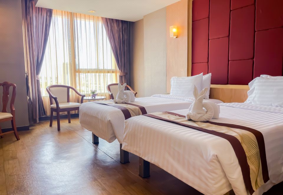 Eastern Grand Palace Hotel Over view