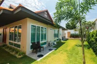 The Time Poolvilla C01 농 프루 호텔