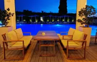 Sveltos Hotel - พร้อมอาหารเช้า