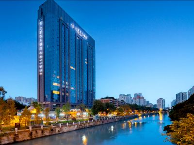 Grand Noble Hotel