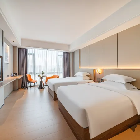 Poltton Century Hotel（Yangjiang  Jinshan Road ）