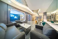 Chaoxin Light Luxury Hotel (Shantou High-Speed Railway Station)