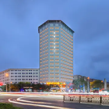 Cat Cafe Yue Hotel (Anshan Railway Station Branch)