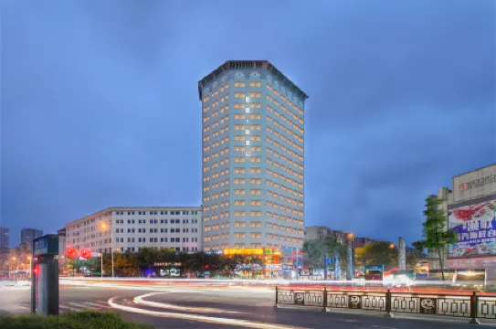 Cat Cafe Yue Hotel (Anshan Railway Station Branch)