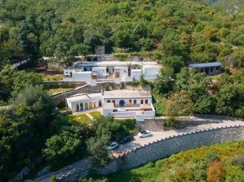 Shiyao Spring View Homestay