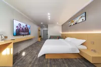 The first residential B&B (Long Live Mountain Martial Arts City Store) Hotels near Liuyuankou Passenger Transport Terminal