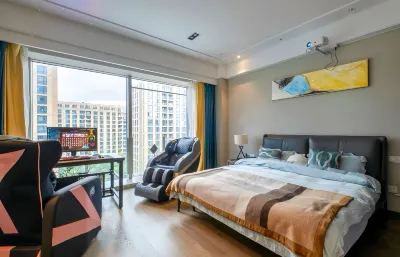 Cloud squatting grass e-sports landscape apartment (Qingyuecheng store)