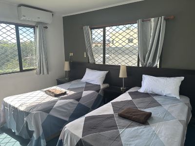 Ac airport apartment