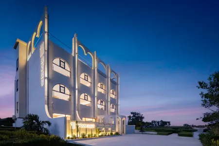 EHOUSE Rose Summer First Homestay（Shenzhou Peninsula Tourist Resort Tourist Highway Store） Отели рядом с достопримечательностью «Zhouzai Island»