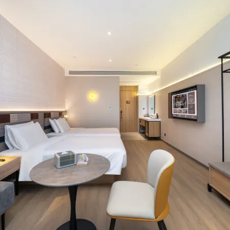 Homeinn Plus Hotel (Cangzhou Municipal Government Qingfeng Building)