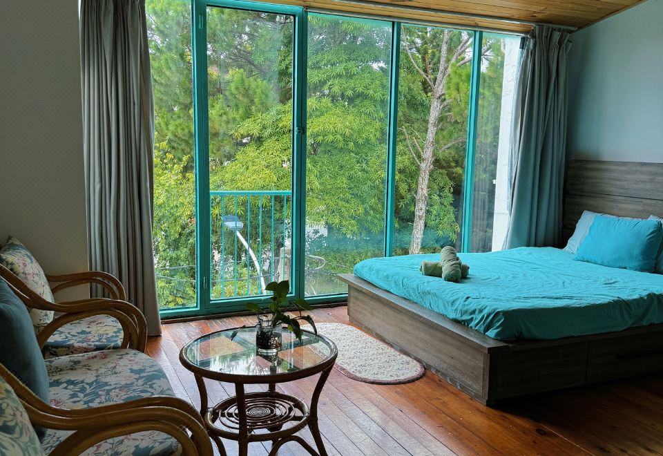 4. D Home D..