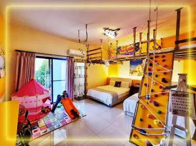 Santorini Family Themed Inn 즈번/지본 온천 호텔