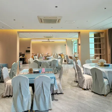 Luofushan Fujing Garden Hotel