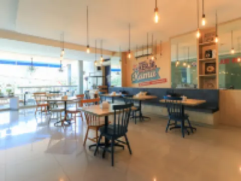 Hotel Berlian International Hotels in Krembangan