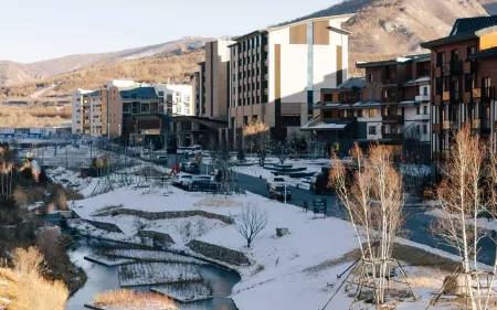 aranya chongli HIDDEN PLACE Отели рядом с достопримечательностью «Changcheng Ling Scenic Area»