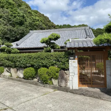 Kushimoto, Minpaqu "Azashi" Отели в г. Кусимото
