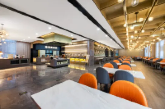 Starway Hotel (Kaifeng Lankao Station Sannong Vocational College)