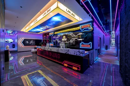 Hongya Blue Whale E-Sports Hotel - 2 Yıldız