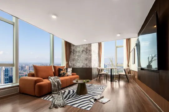 Luye Hotel (IFS, Changsha Wuyi Square)