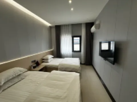 Zhenai Hotel