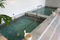 Balcony Courtyard Sriracha Hotel & Serviced Apartments - Romantic