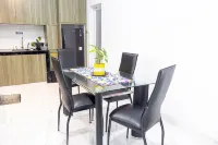 INARA GUESTHOUSE & VILLA - 駐車場