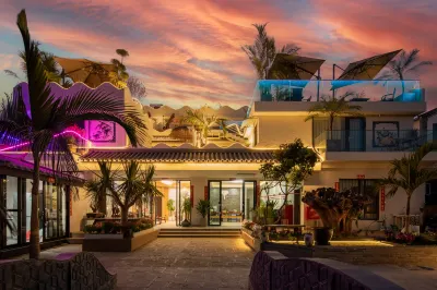 Hoh Xil Sea View Resort B&B Hotels near Caicun Wetland Park