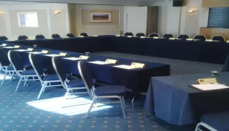 Dancenter East Midlands Airport