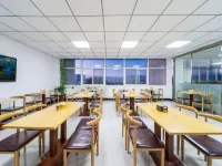 HuaTing Hotel(Guyuan City Government Store)