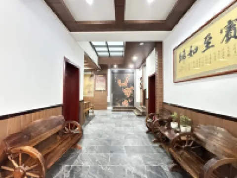 Terracotta Army Theme Apartment โรงแรมใกล้หลุมที่สองของ Terracotta